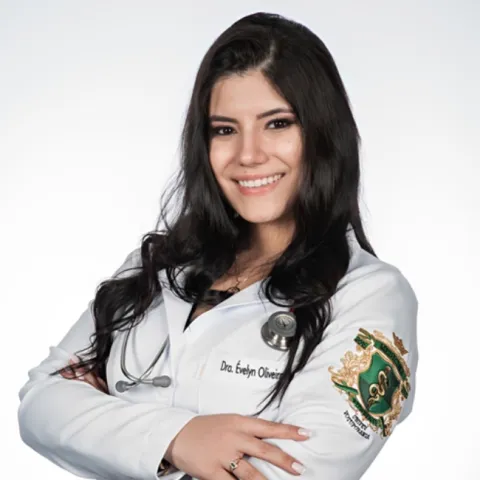 Dra. Évelyn Oliveira Melo