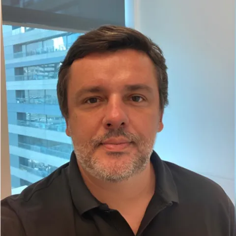 Dr. Fabrício Gama